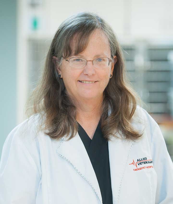 Dr. Laura Clayton, DVM